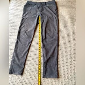 Lululemon, 33 waist, utili tech fabric, slim fit, five pocket, ABC pants